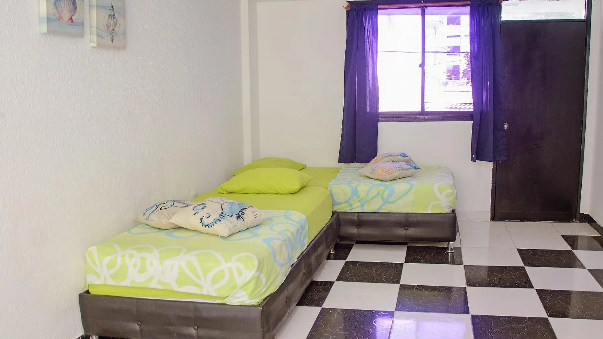 Apartamento En Rodadero Santa Marta  Colombia